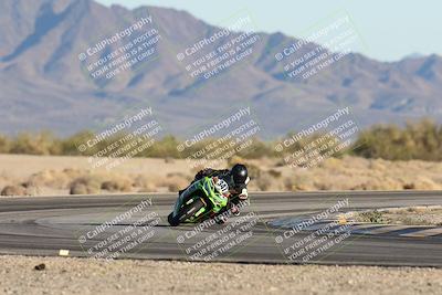 media/Dec-07-2025-CVMA (Sun) [[3e7d2de5dc]]/Race 16-Formula Middleweight/